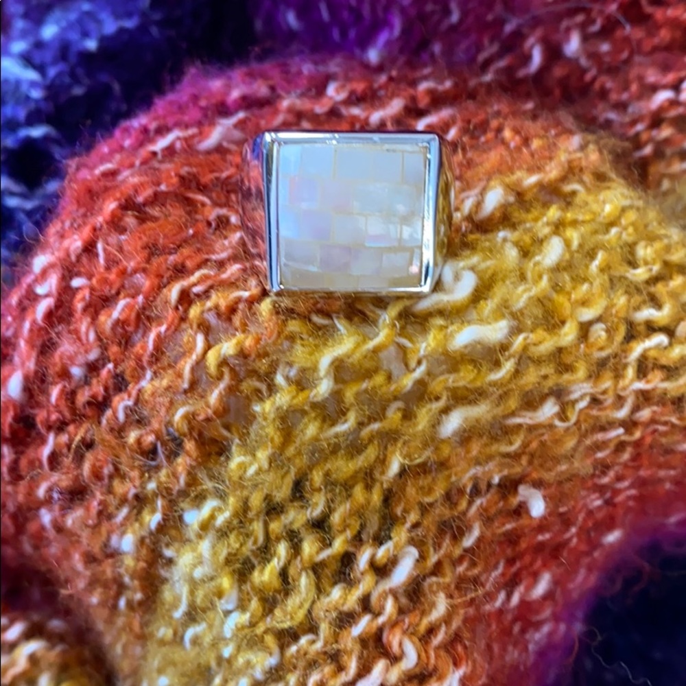 LiaSophia mother-of-pearl silvertone ring